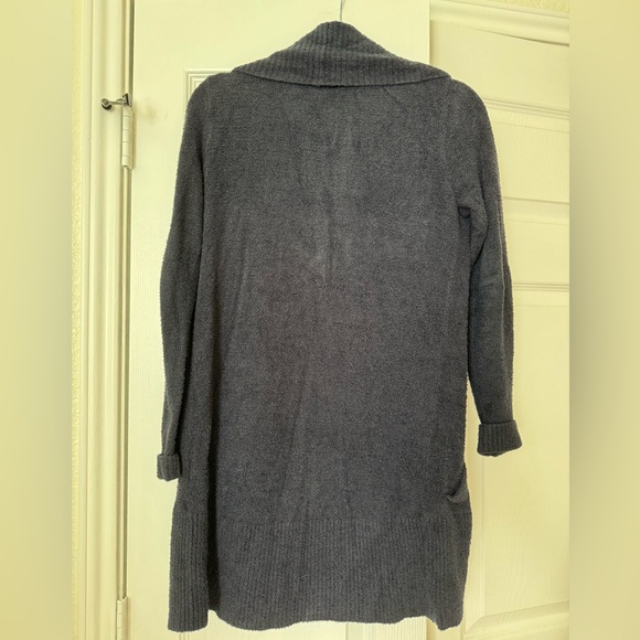Navy blue Barefoot Dreams cocoon cardigan. - Picture 3 of 3
